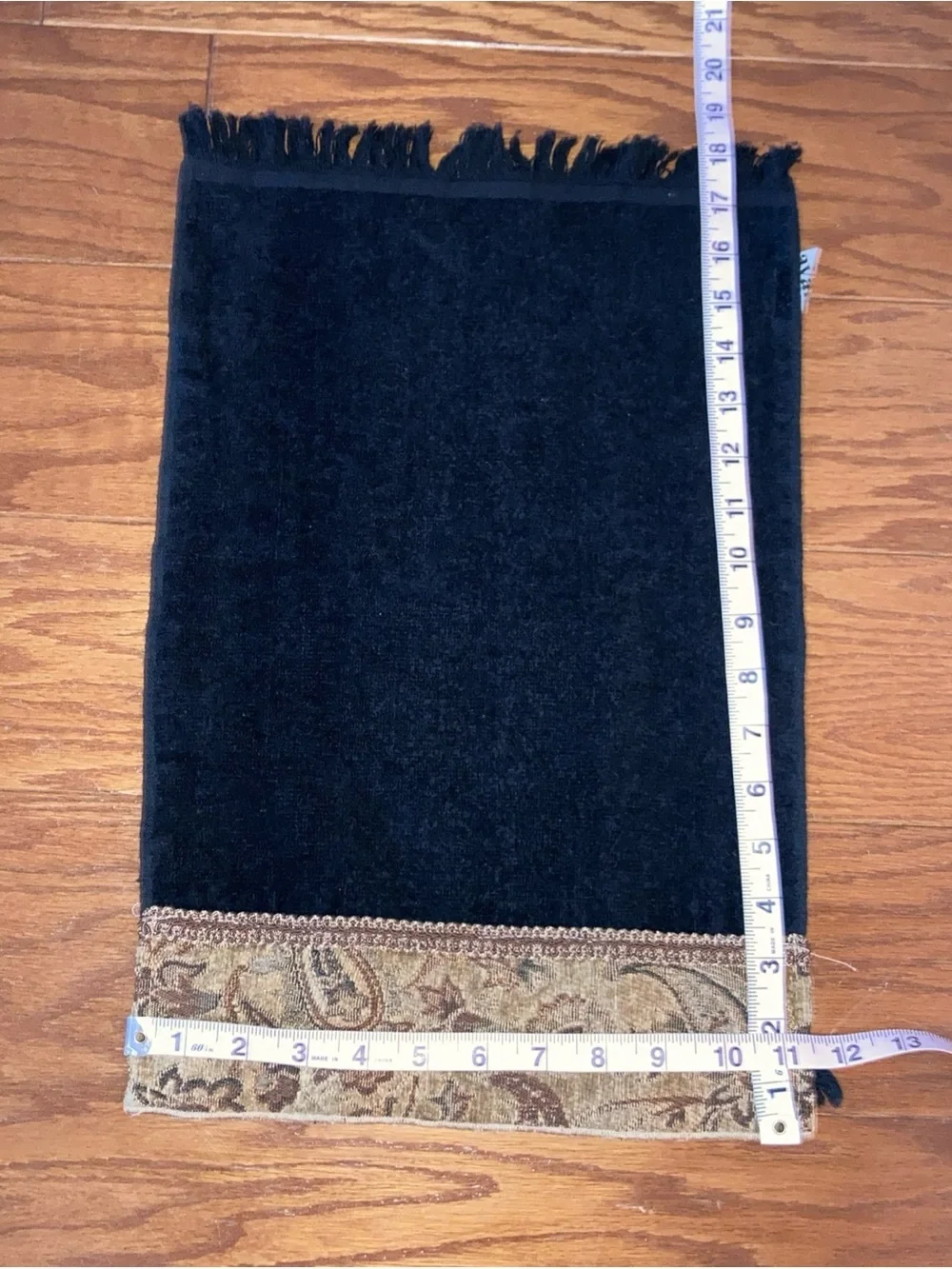 Vintage Avanti  Bath and finger towels